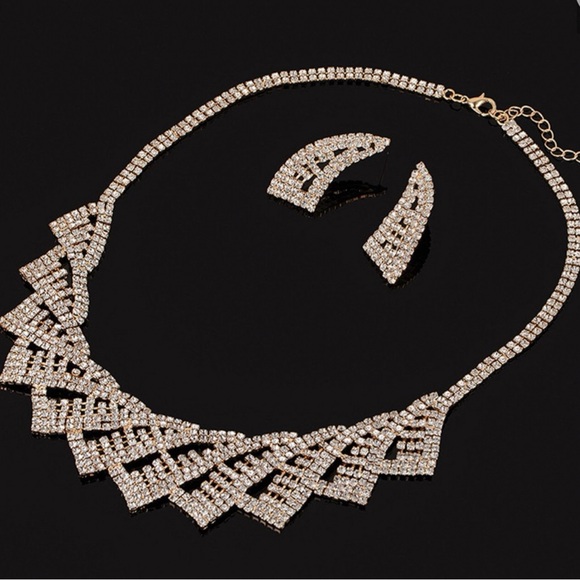 Jewelry - Gold rhinestone crystal necklace earrings set Rhinestone bridal engagement
